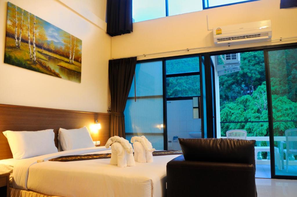The Wave Patong Sha Phuket