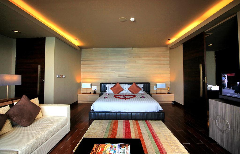 Impiana Private Noi Resort Kata Beach (Phuket)