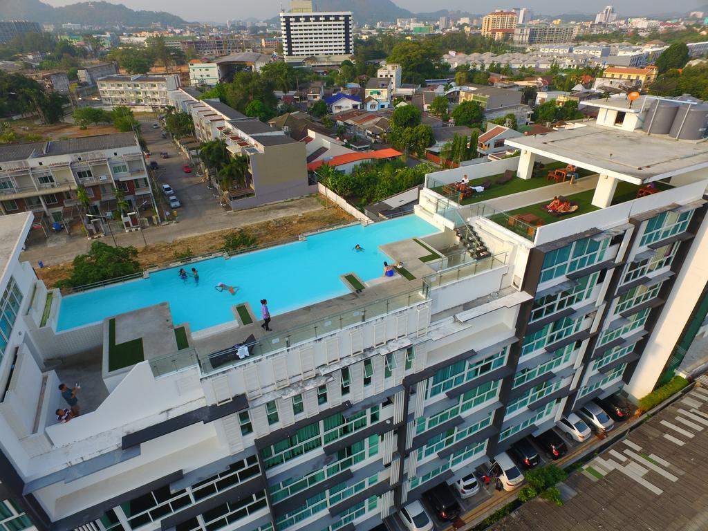 Pangsapuri Modern Thai Phuket