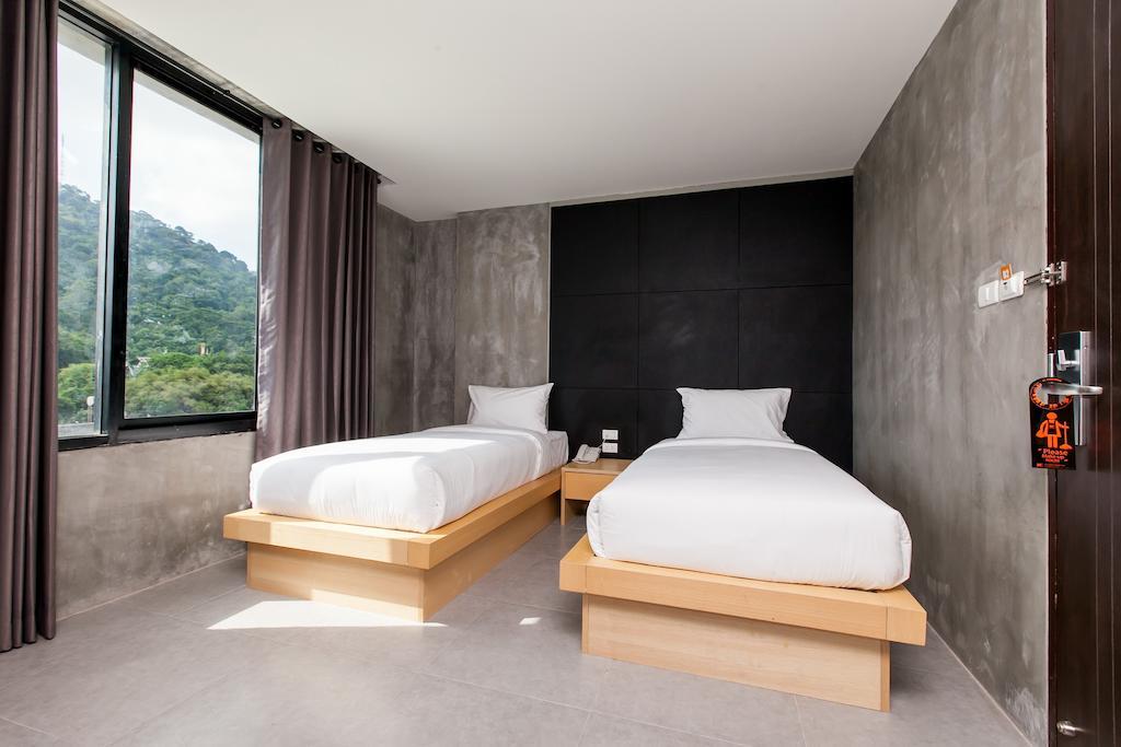 B2 Phuket Boutique & Budget Hotel