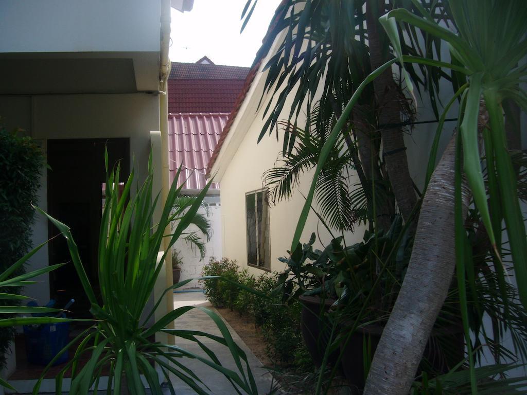 Hostel Peace Patong