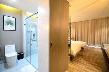 Hotel Ikon Phuket - Sha Extra 4*