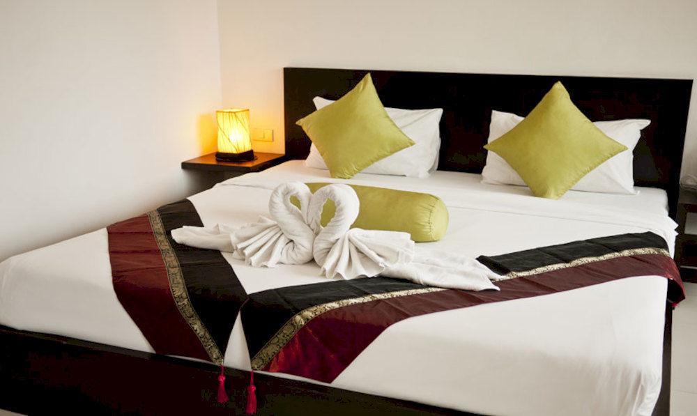 Hotel @home Budget Patong