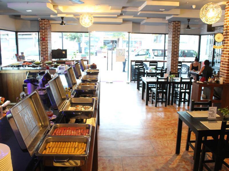 Hotel Red Planet Phuket 3*
