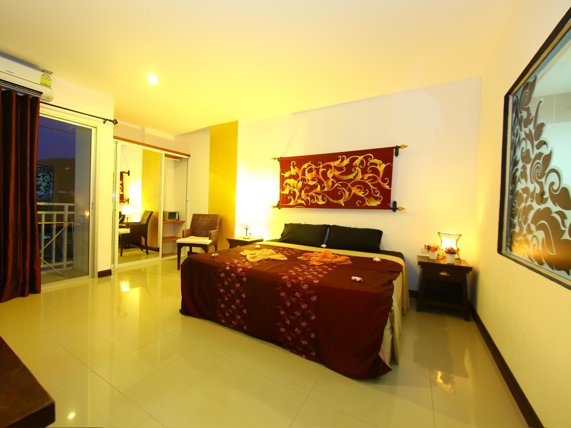 Hotel Blue Star Phuket