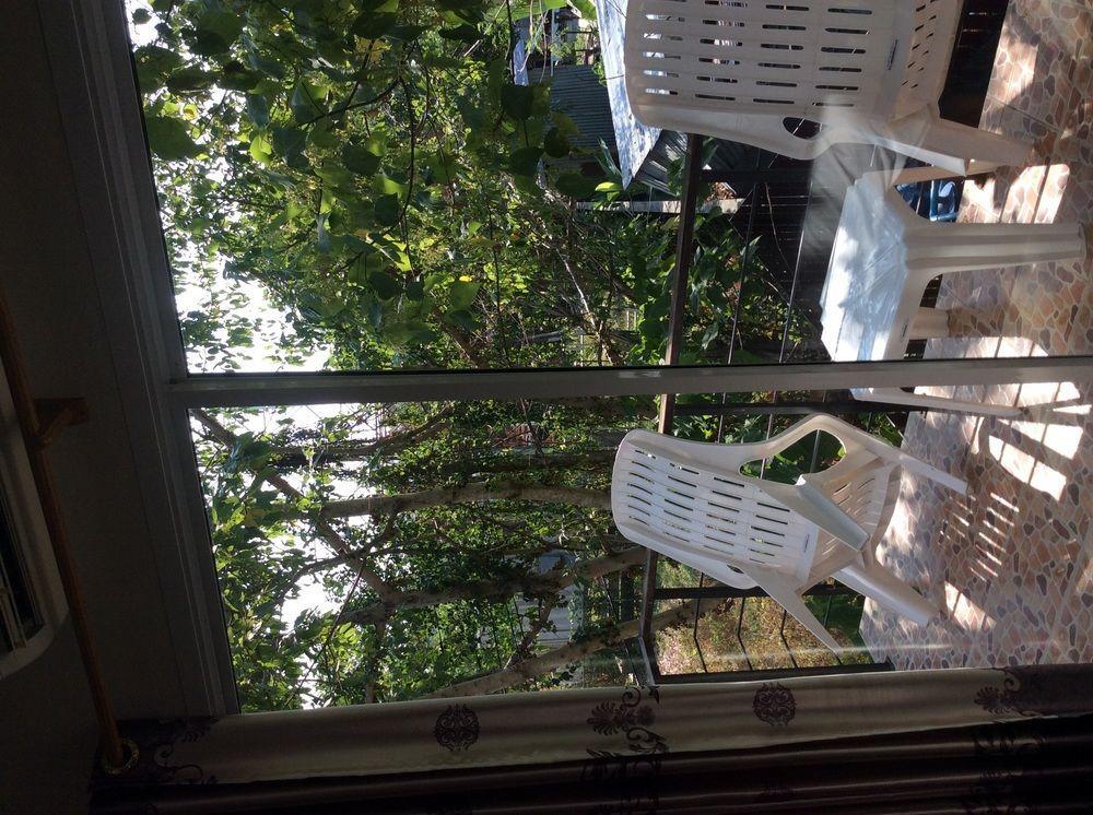 Baan Yuyen Guest house