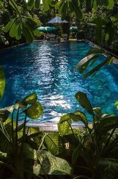 Hangout Phuket By Kly Hotel Patong