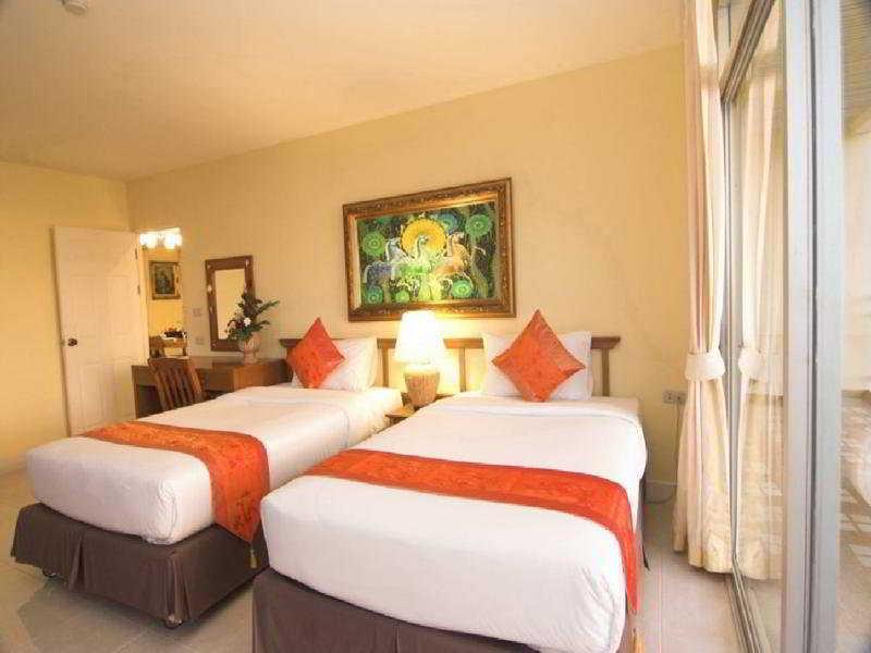 Waterfront Phuket By Centara 4* Karon