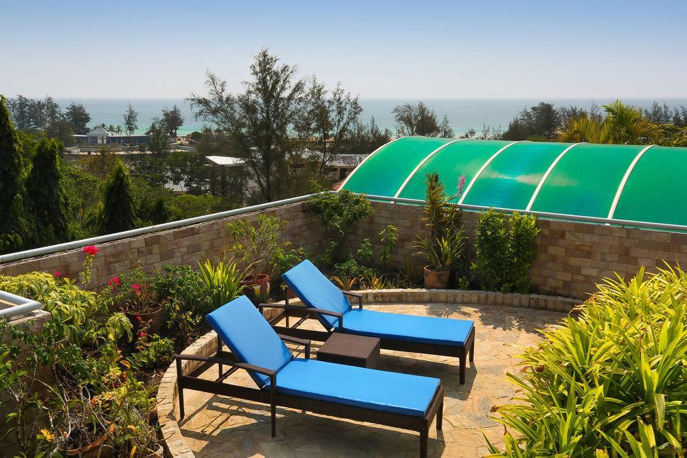 Karon-view Royal Lotus Apartment *