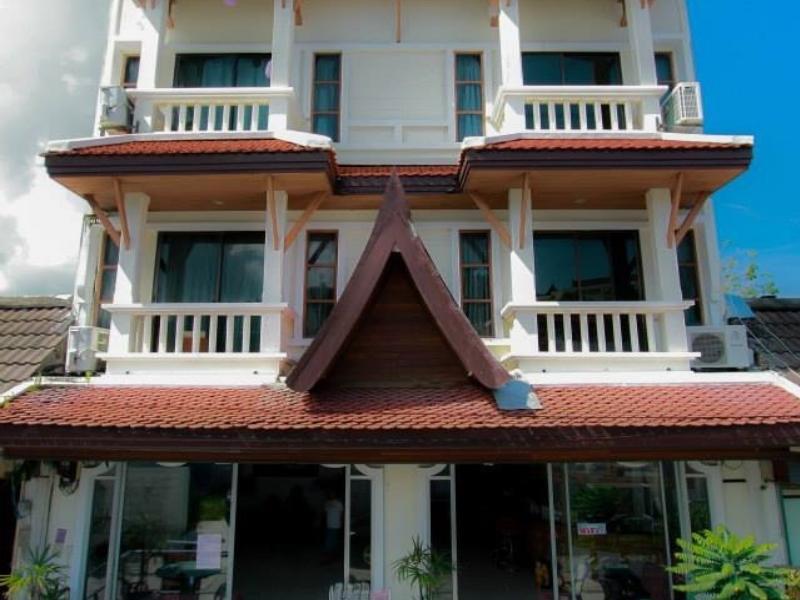 Holidays House Hotel