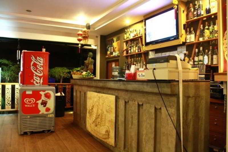 Hotel Triple Rund Place 2*