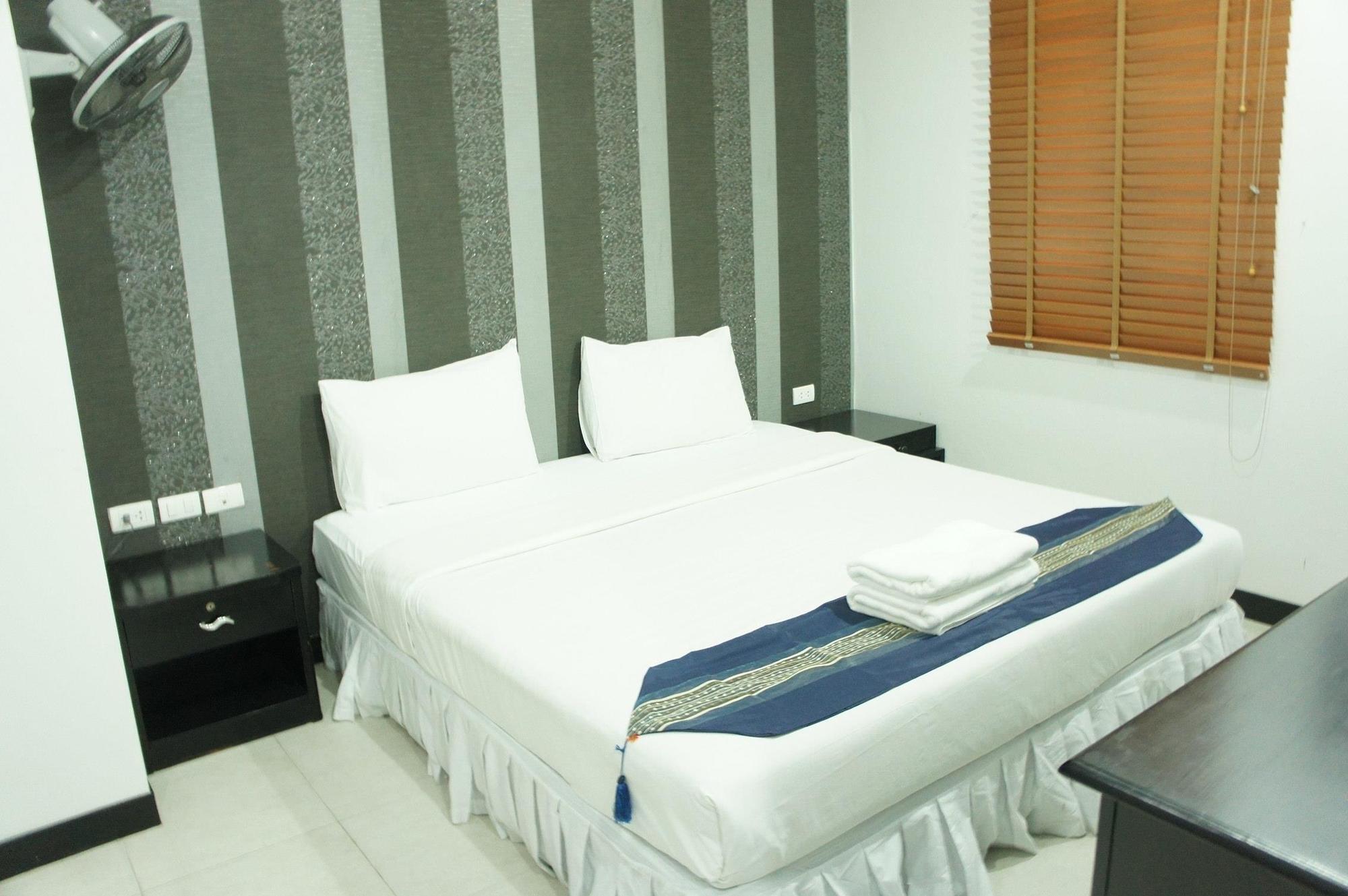 Noble House - 200 Meters Patong 3*