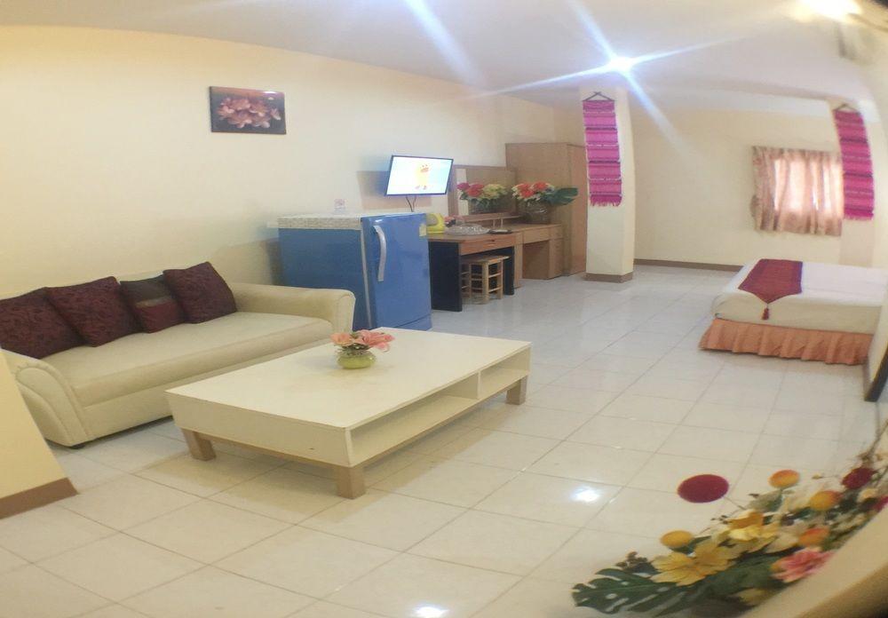 Oyo 1134 Baan Zarn Casa de hóspedes