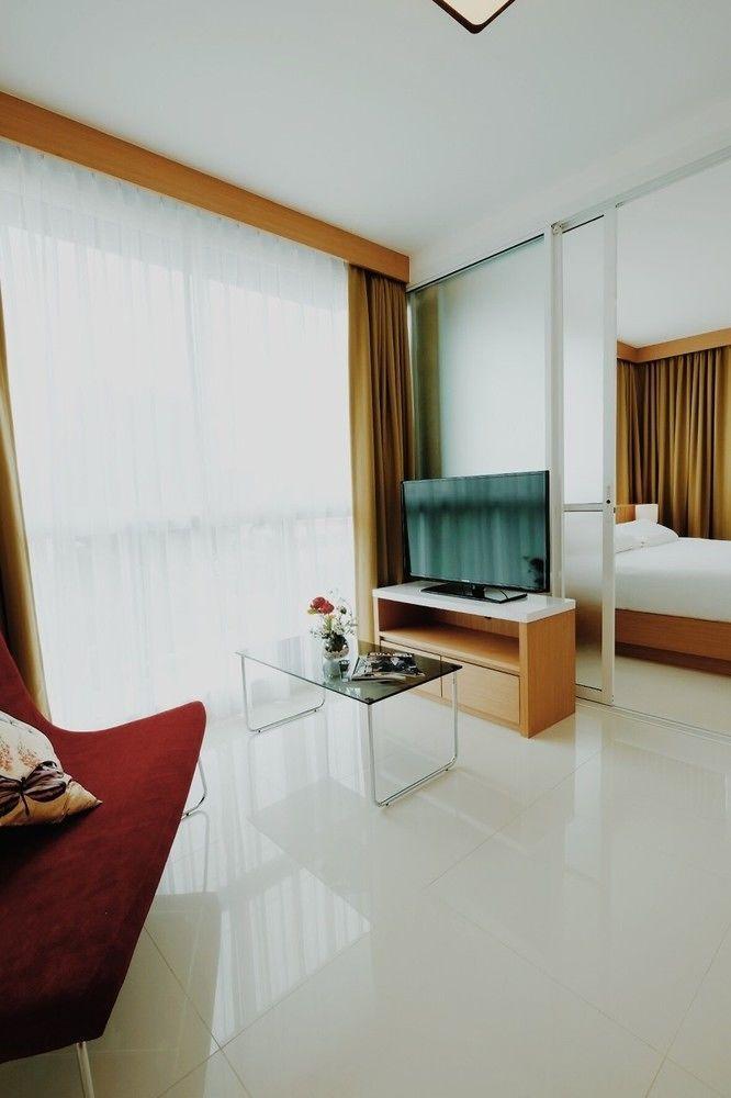 Modern Thai Pangsapuri *