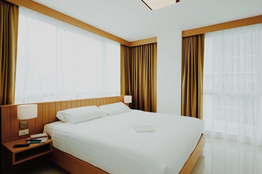Modern Thai *