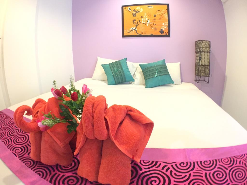 Hotel The 2*