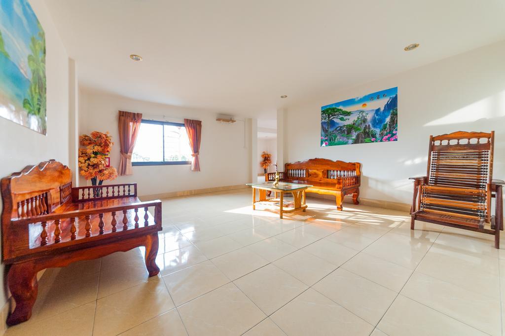 Hotel The Residences 3*