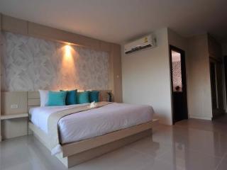 Apartment Chalong Front *
