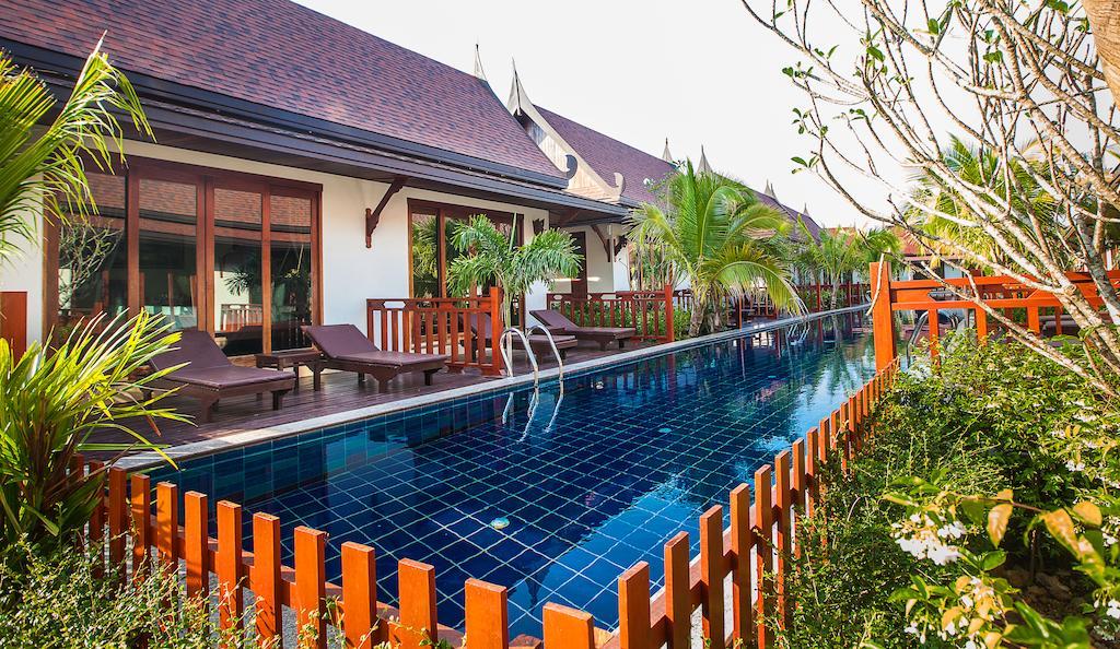 T-villa Phuket Nai Yang Appartement *