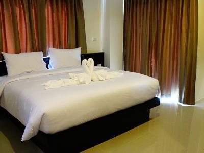 88 3* Patong