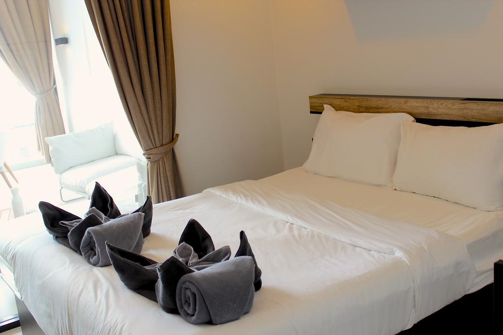 Little Paris Apartment Phuket