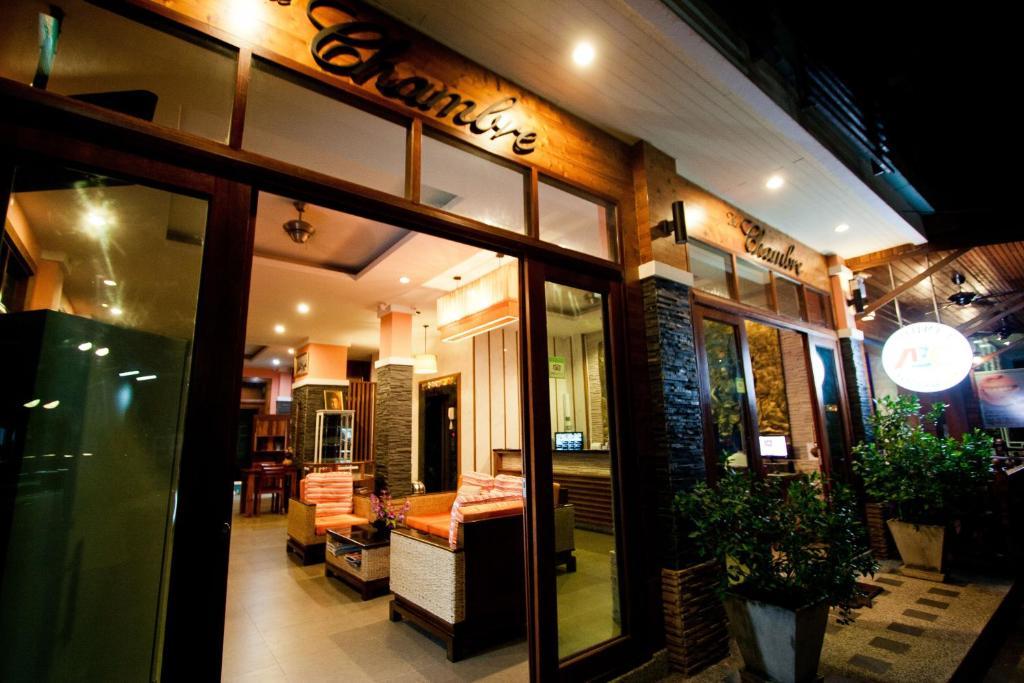 Hotel The