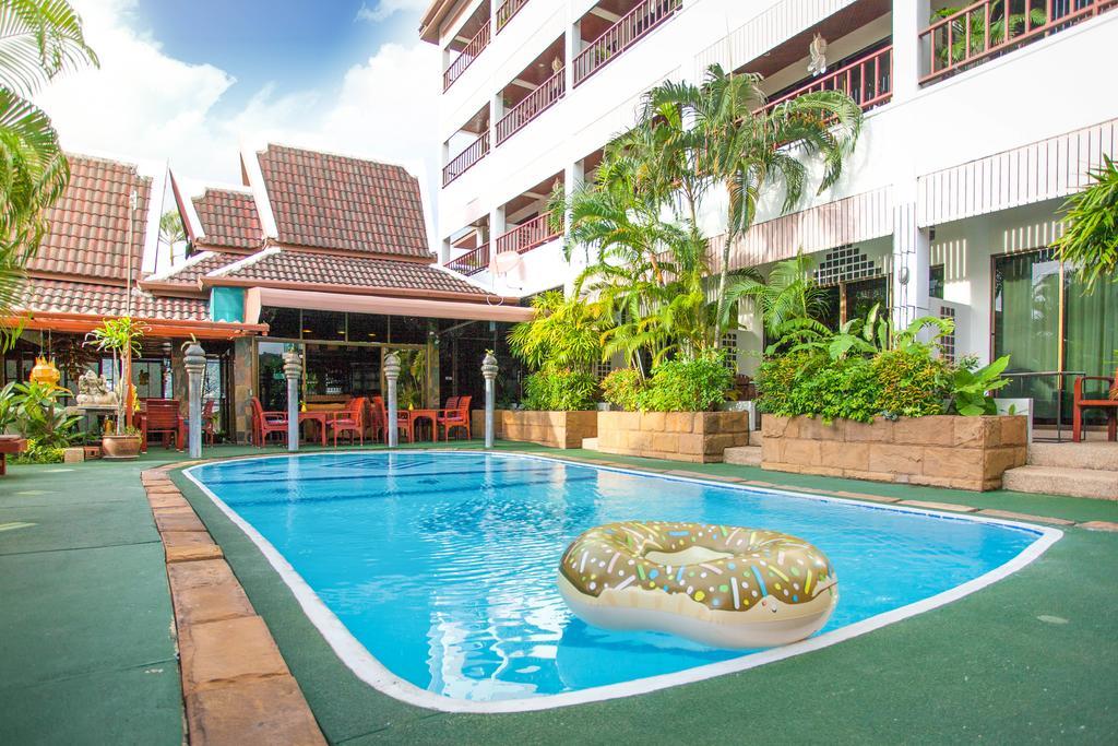 Kelly's Residency Hotel 3*