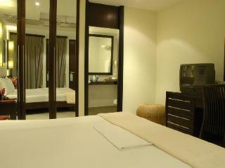 Hangout Phuket By Kly Hotel Patong
