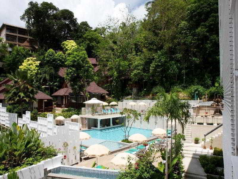 White Peach Hotel Karon