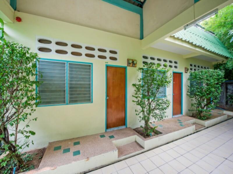 Resort Baantonsai Garden Patong