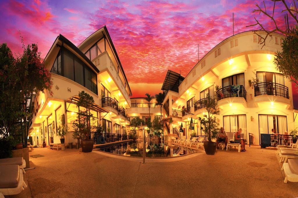 Resort In On The