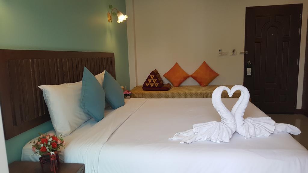 Hotel Bs Airport At Phuket Nai Yang Beach