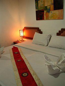 Paradise Resortel Hotel