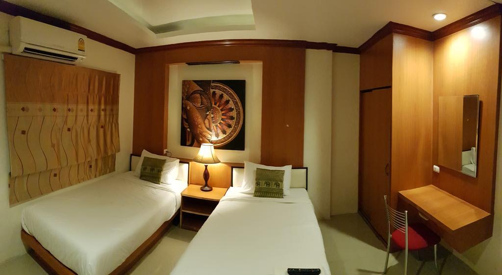 Ilmare Place Hotel 2*