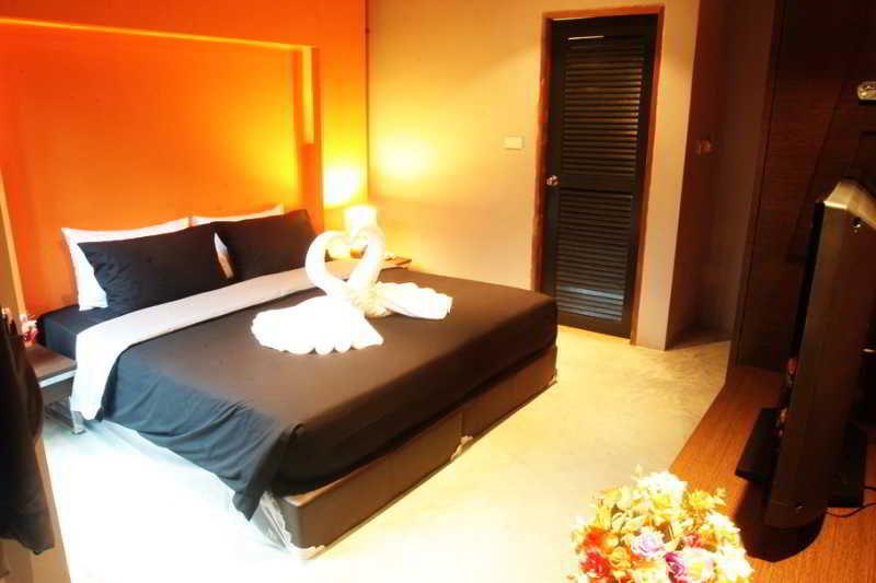 Patong Gallery