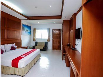 Nida Pattana 47 Central Mall 3* Phuket