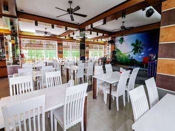 Nida Pattana 47 Central Mall Hotel Phuket