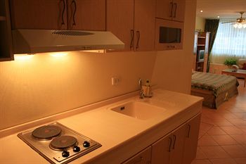 Aquarius Gay & Sauna Hotel 3*