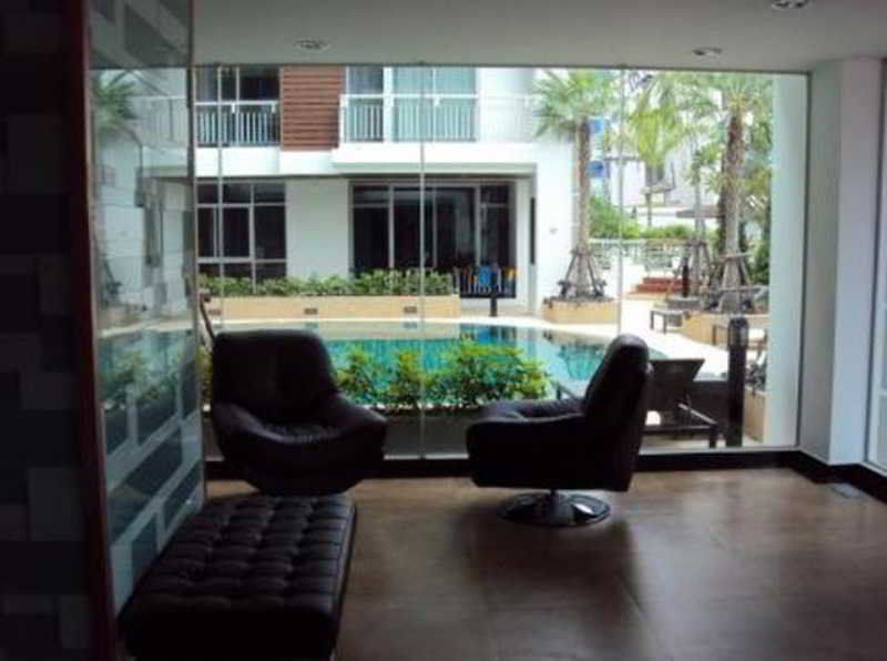 Icheck Residences 4*