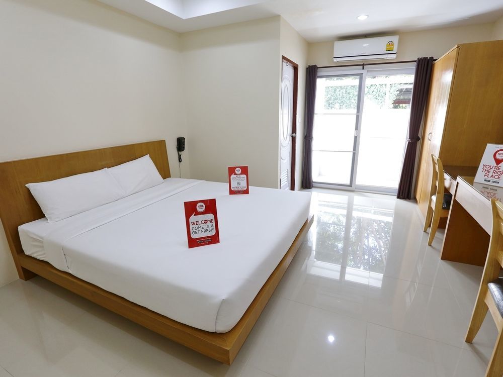 Nida Pattana 47 Central Mall 3*