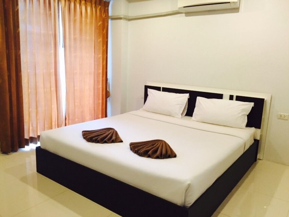 Happy 99 Hotel Patong