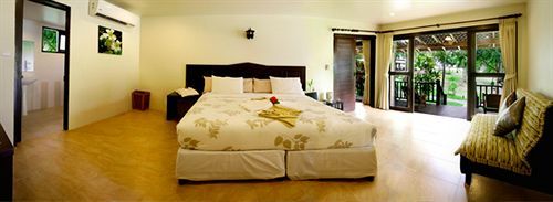 Hotel Banraya And Koh Racha Yai