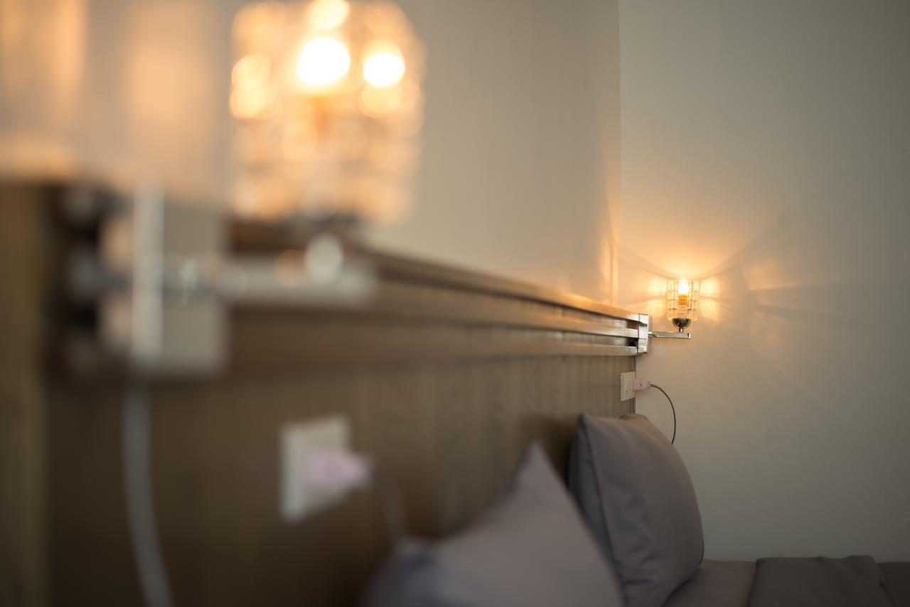 Hotel 77 Bangla - Sha Certified Phuket