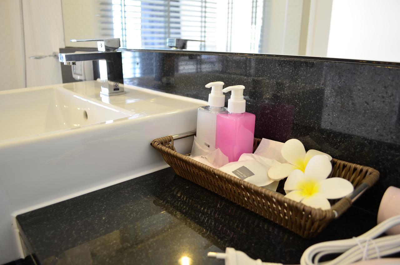 Chic Residences At Hotel Karon