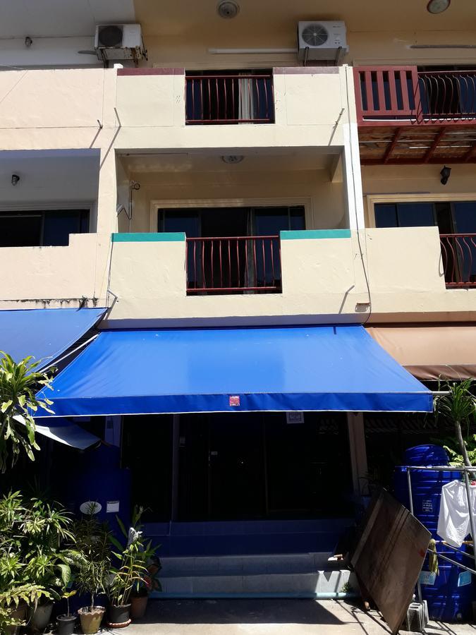 Chinn House Karon
