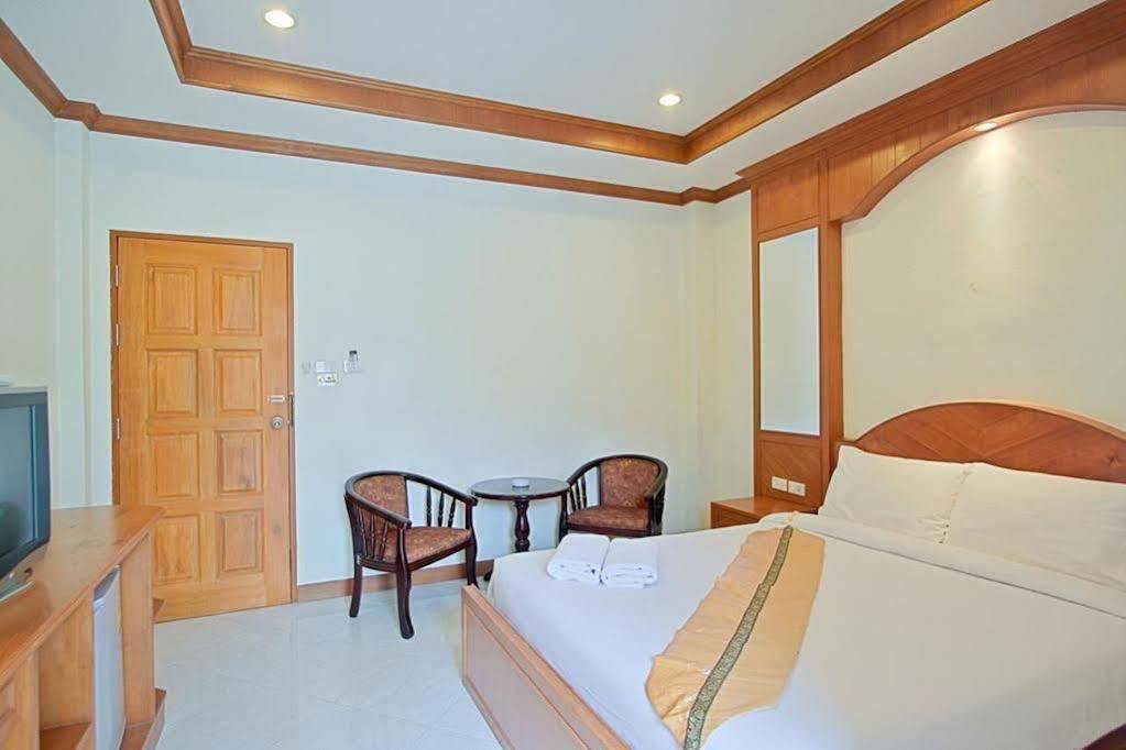 Magnific Hotel