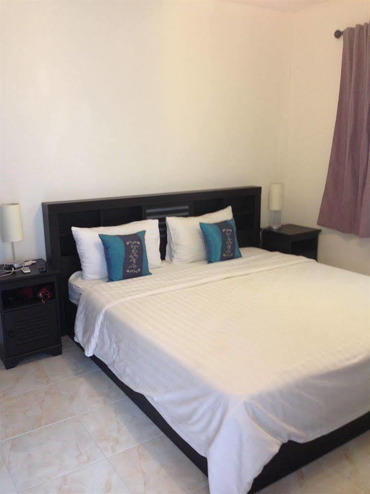 Hostel Peace Patong