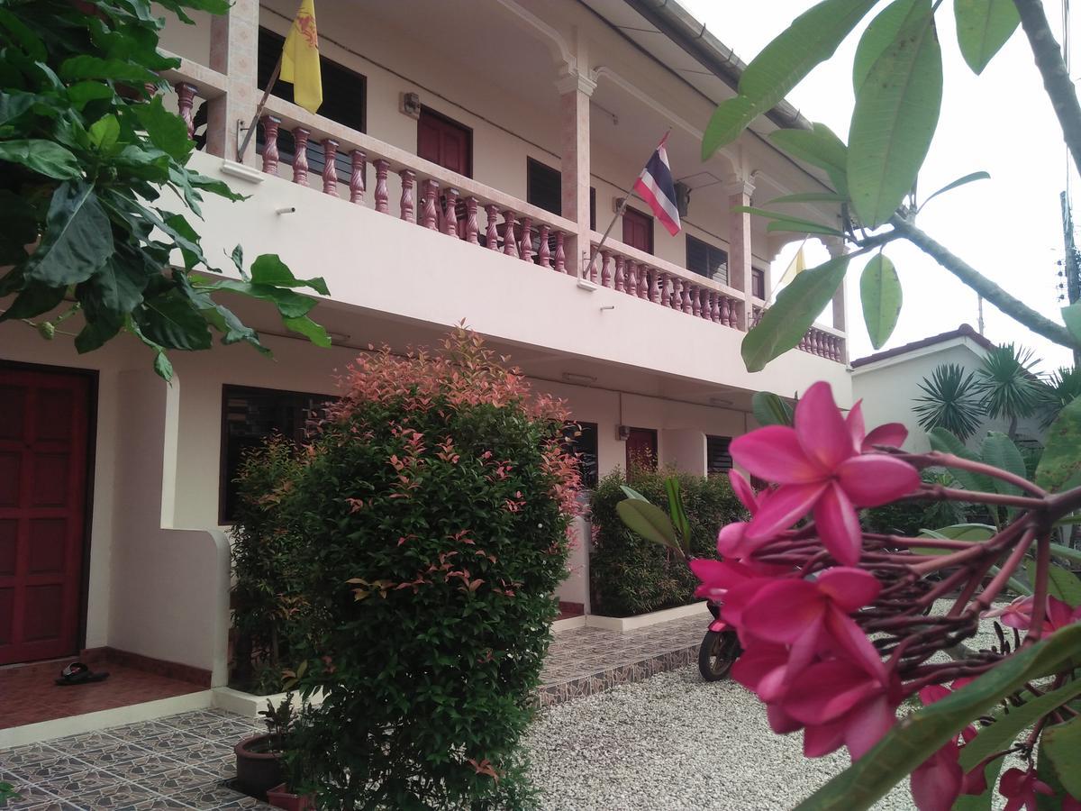Peace Hostel *