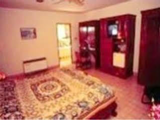 Hotel Hangout Phuket By Kly 3*