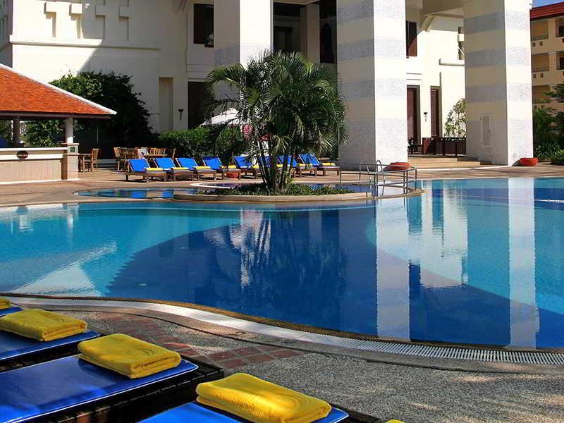 Waterfront Phuket By Centara Hotel 4*